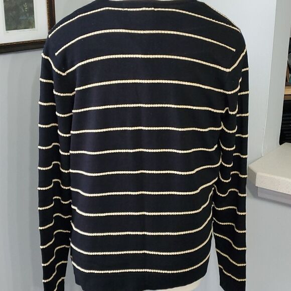 AUGUST SIlk sweater set, tank and button up. Size large. Black with gold strip. - Picture 5 of 10